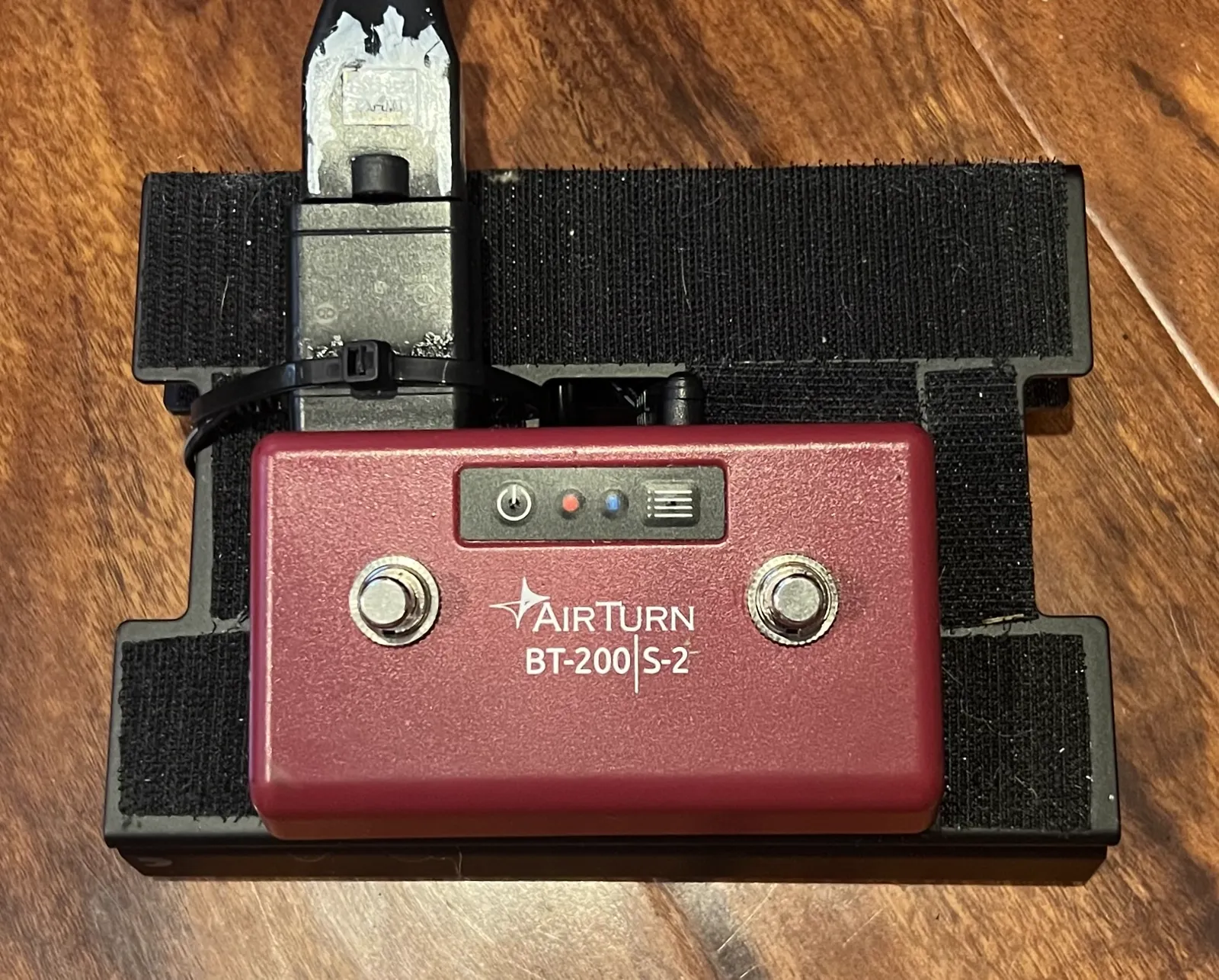 AirTurn BT-200 S-2 Bluetooth page turner